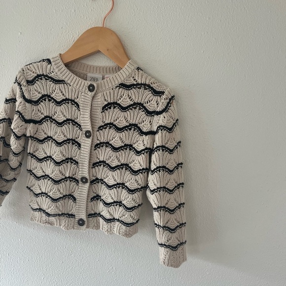 Zara Kids Beige and Black Patterned Sweater - Picture 3 of 6